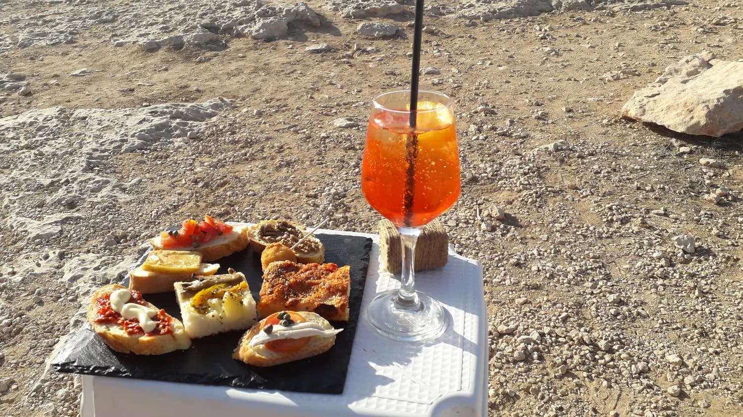 Aperitivo al Tramonto: I 3 Luoghi Cult